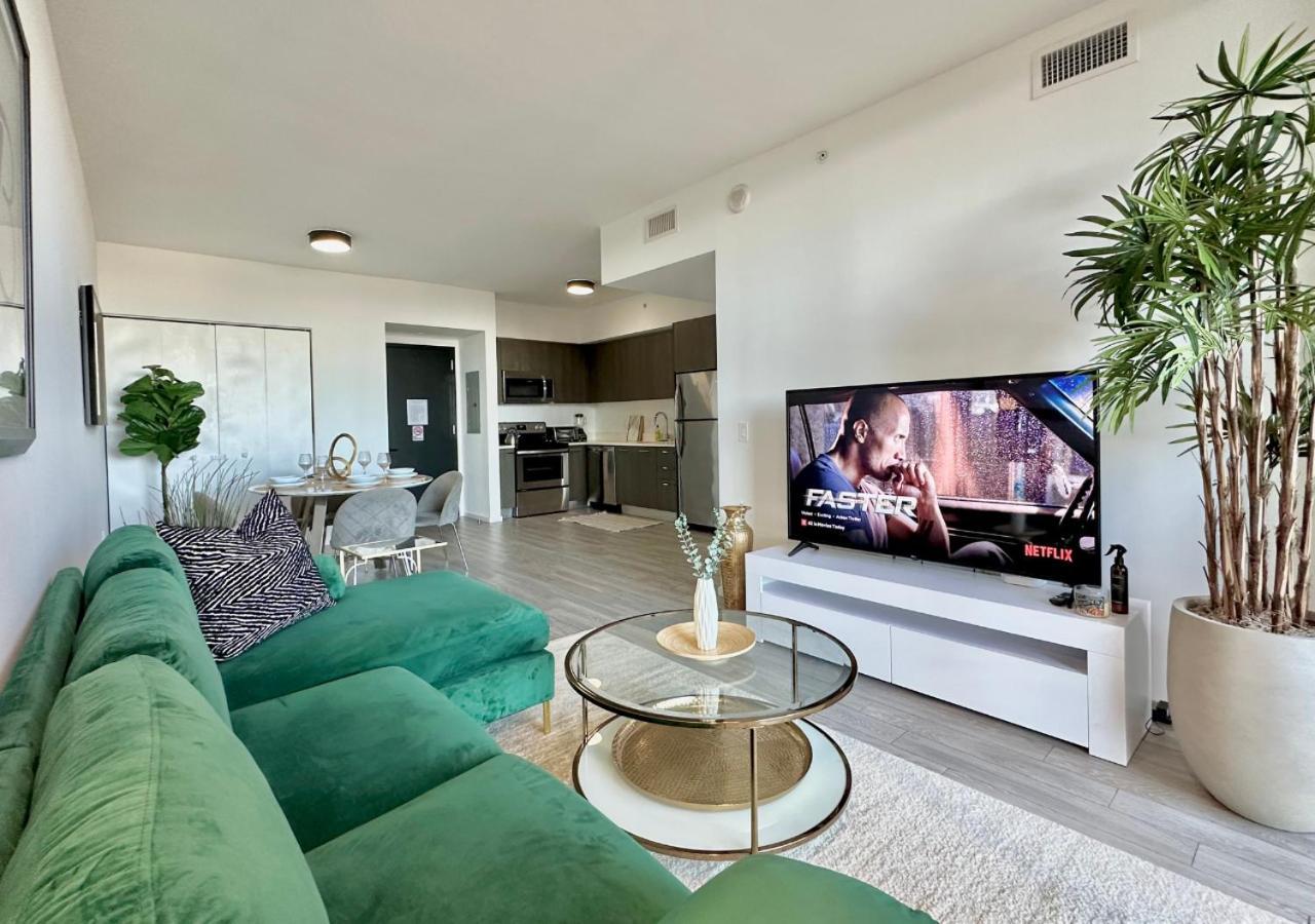 Luxury 2-Bedroom Apartment By Monarch Downtown-Port Of Miami Bagian luar foto